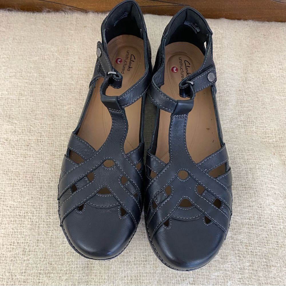 Clarks Unstructured Appley Way T Strap Comfort Sh… - image 6